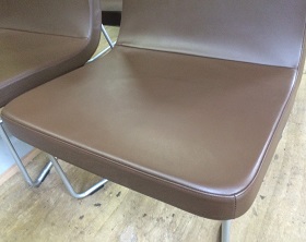 椅子　再塗装2.jpg